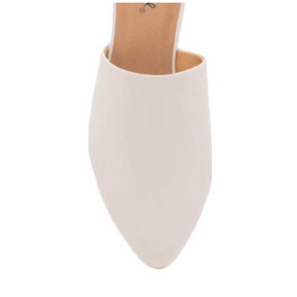 NWT White Mules Cute Slide Flats - Picture 3 of 5